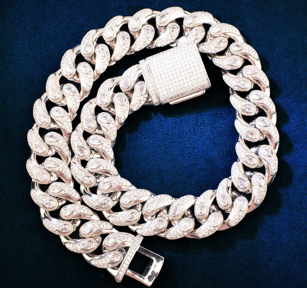 fully iced bandana cuban links diamond necklace chain blueface rapper custom jewelers Avianne