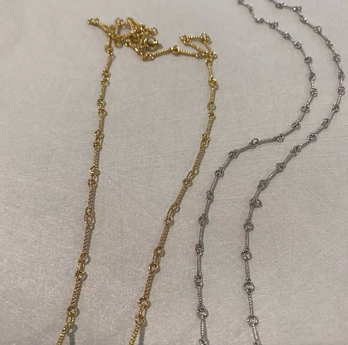 1stDibs Chrome Hearts 18 Karat White Gold Twist Chain Necklace 41.5cm Visit £1,486.60 GBP*·Brand: Chrome Hearts View this item and discover similar for sale at 1stDibs - Brand:Chrome Hearts Name:Twist Chain Necklace Material :750 K18 WG White Gold Comes ...