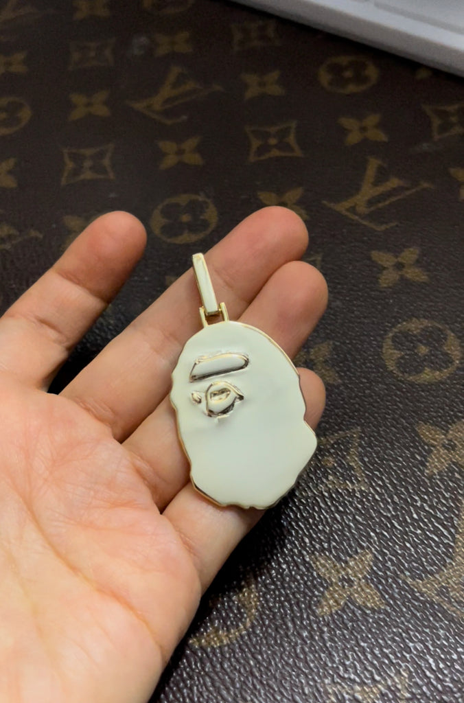 ベイプ パーカー bathing ape bape diamond pendant necklace chain ifandco kidcudi ben baller nft bapetaverse buy eth