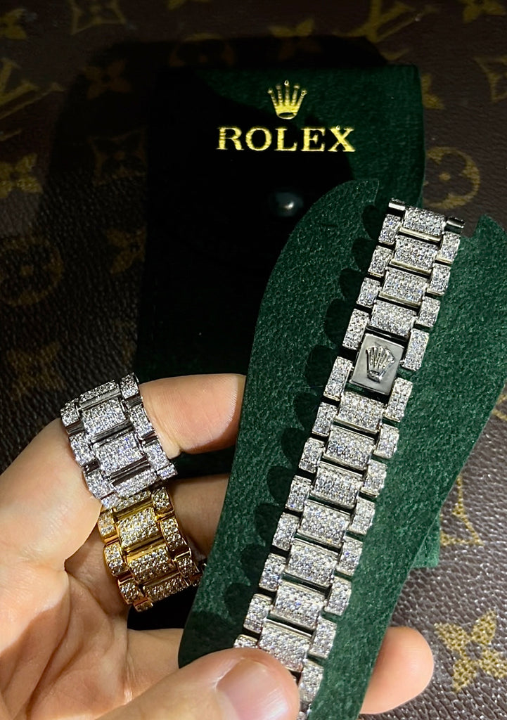 Fully iced Presidential ring - Silver