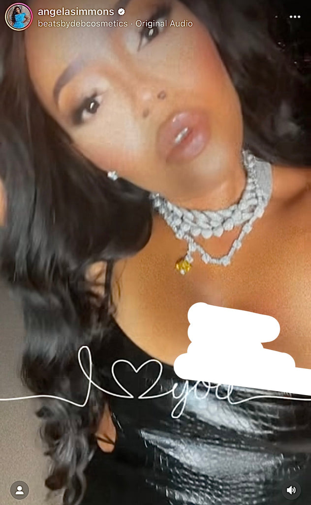 Beyoncé's Tiffany & Co diamond necklace is worth $30 million harpersbazaar.com tiffany yellow diamond necklace beyonce' from The 128-carat yellow diamond was worn by Hepburn during the Breakfast At Tiffany's press tour in 1961, and was seen again on Lady Gaga