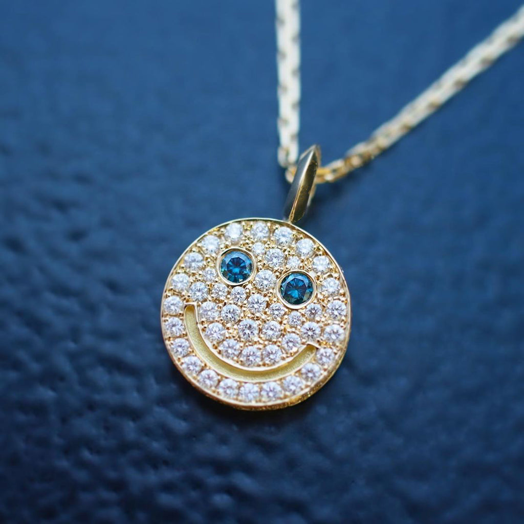 eyefunny smiling face thunder pendant necklace chain diamond jbalvin kim jones clot virgil offwhite