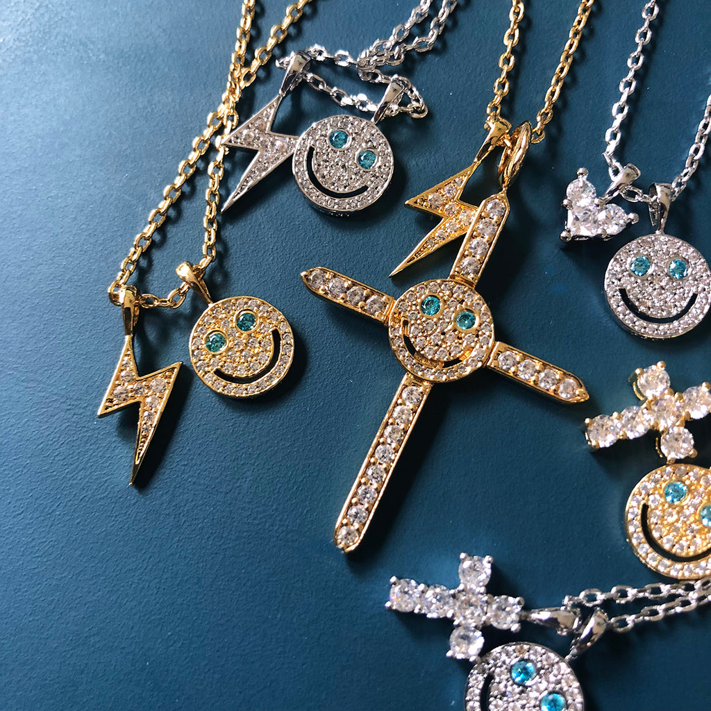 eyefunny smiling face thunder pendant necklace chain diamond jbalvin kim jones clot virgil offwhite