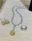 Beyoncé's Tiffany & Co diamond necklace is worth $30 million harpersbazaar.com tiffany yellow diamond necklace beyonce' from The 128-carat yellow diamond was worn by Hepburn during the Breakfast At Tiffany's press tour in 1961, and was seen again on Lady Gaga