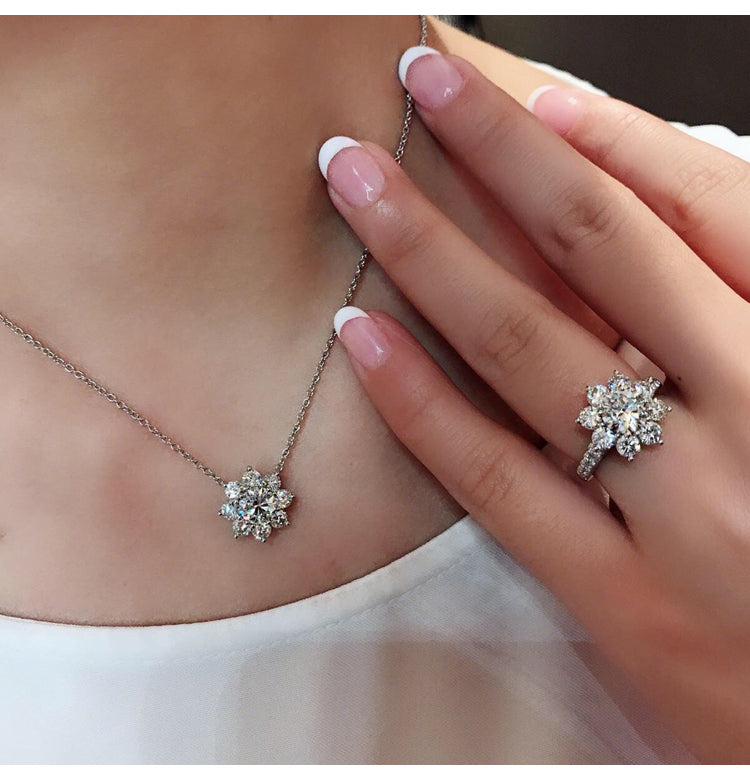 Sunflower by Harry Winston diamond pendant necklace chain vvs engagement ring