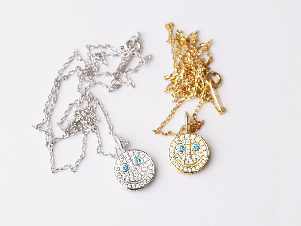 eyefunny smiling face thunder pendant necklace chain diamond jbalvin kim jones clot virgil offwhite