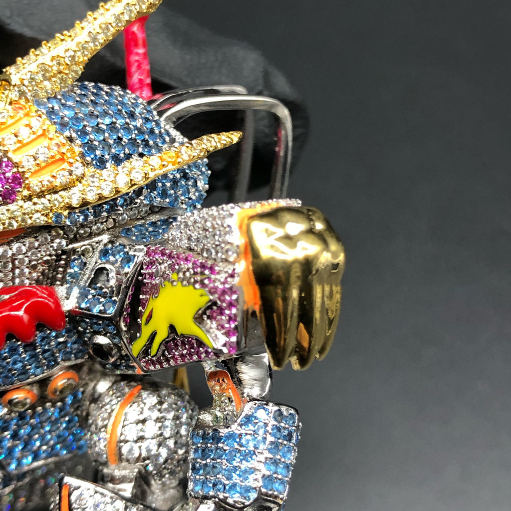 fully iced Mashin Hero Wataru Ryujinmaru fully iced and glow in the dark pendant necklace diamond chain set