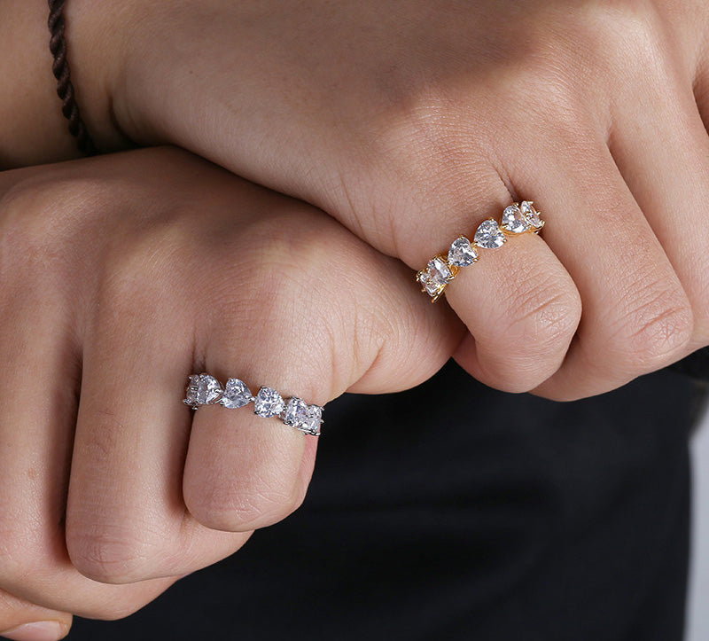 Kylie Jenner signature heart eternity ring diamond vvs shopgld ifandco travis scott