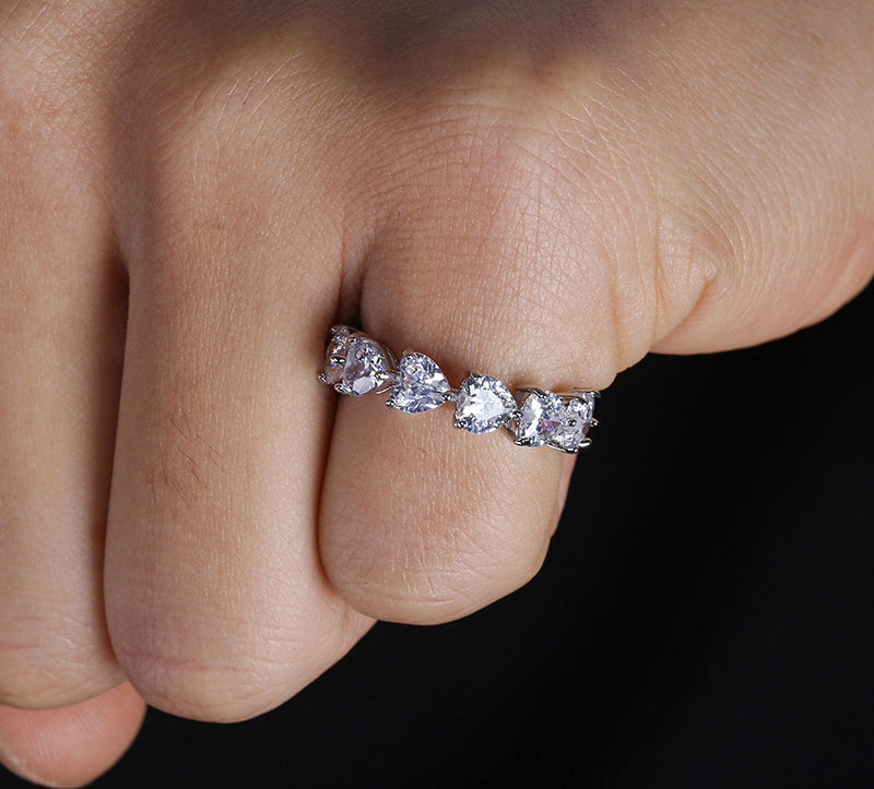 Kylie Jenner signature heart eternity ring diamond vvs shopgld ifandco travis scott