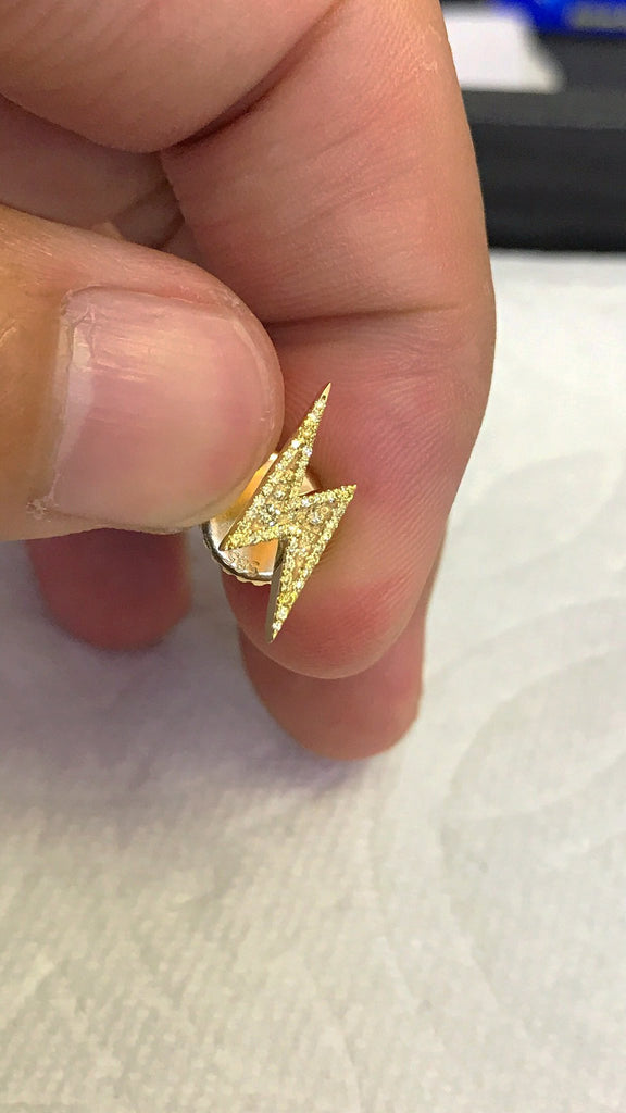 ian connor thunderbolt emoji earring vlone revenge ian connor luka sabbat ifandco new jewelry bling