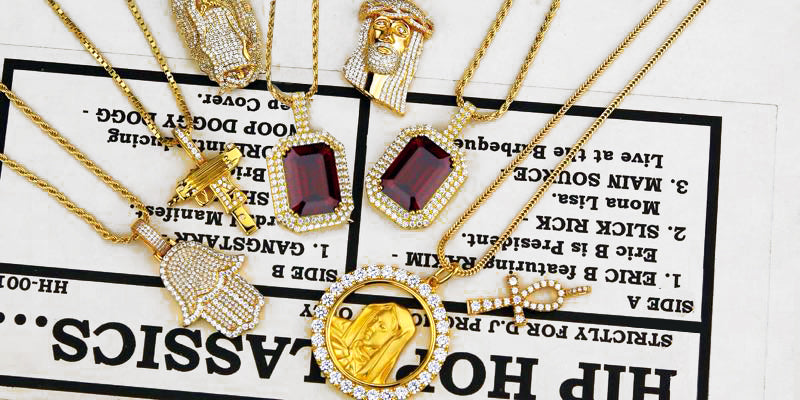 Mirco Virgin Mary MEDALLION ICED BORDER