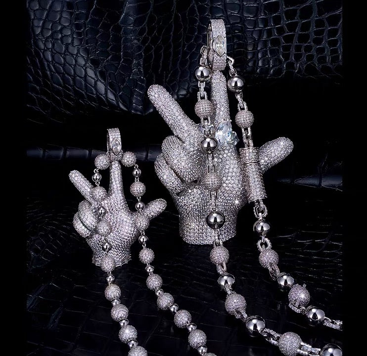 Playboi Carti YVL chain, Kai Cenat YVL pendant, Young Vamp Life jewelry, iced out hand sign necklace, hip hop diamond pendant, 90mm hip hop chain, street wear mens jewelry, VVS replica rap chains.