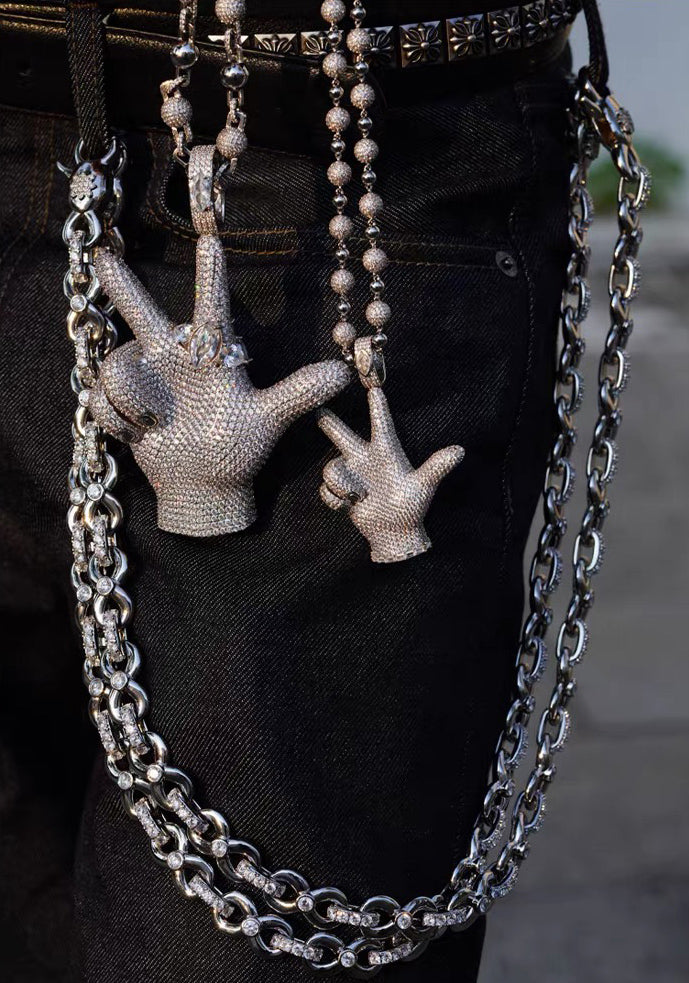 Playboi Carti YVL chain, Kai Cenat YVL pendant, Young Vamp Life jewelry, iced out hand sign necklace, hip hop diamond pendant, 90mm hip hop chain, street wear mens jewelry, VVS replica rap chains.