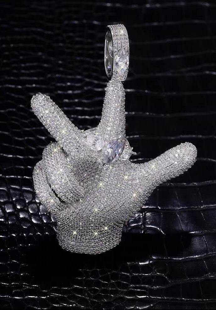 Playboi Carti YVL chain, Kai Cenat YVL pendant, Young Vamp Life jewelry, iced out hand sign necklace, hip hop diamond pendant, 90mm hip hop chain, street wear mens jewelry, VVS replica rap chains.