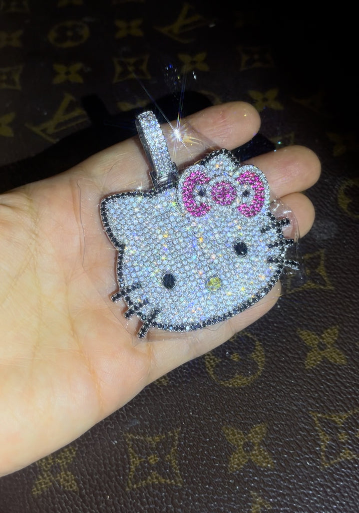 Hello Kitty Bling Pendant Chunky Chain Necklace | Hot Topic | Hello kitty  jewelry, Bling, Star wars jewelry