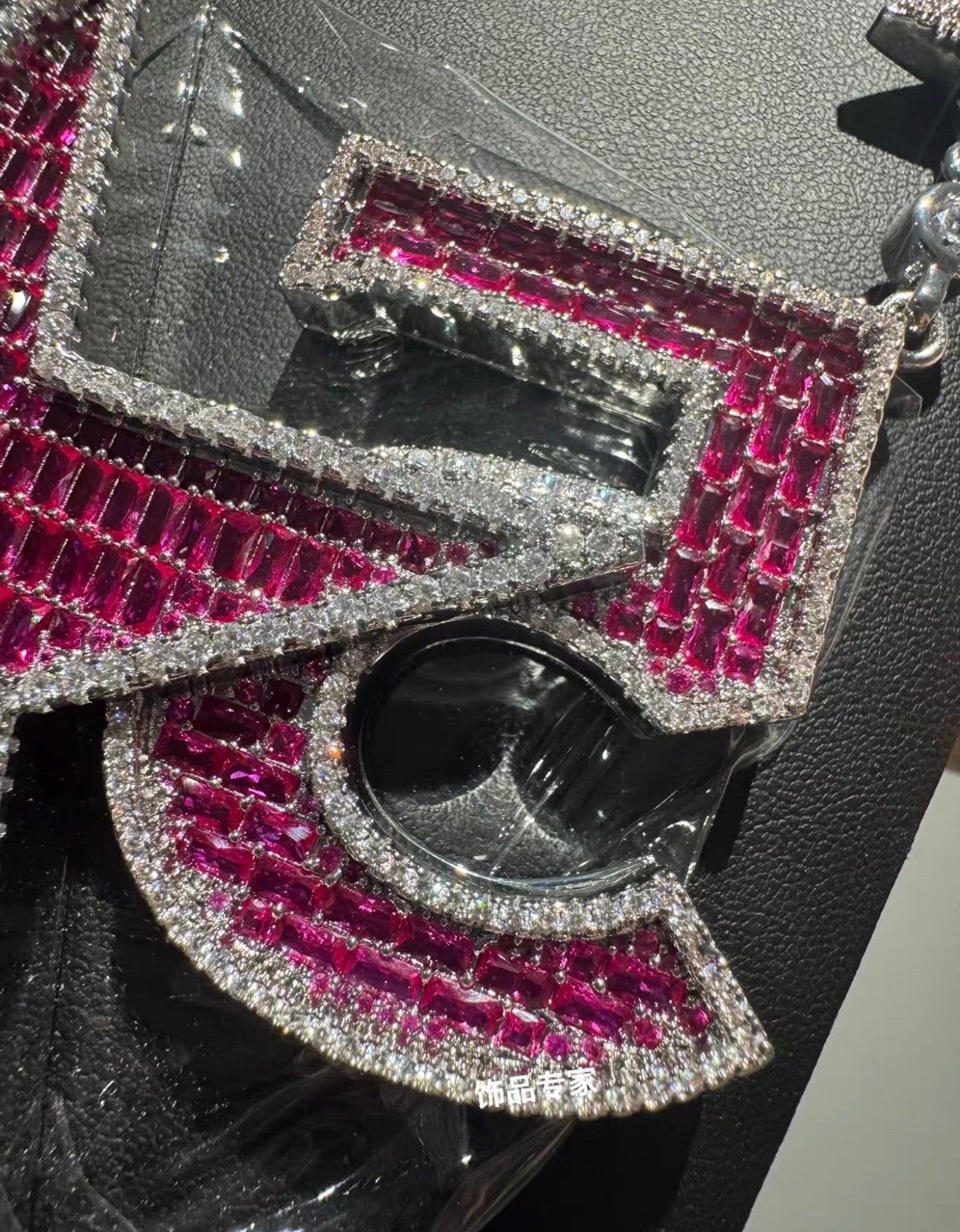 BIG R5 piece with a custom star chain for the opium boss playboicarti yvl jewelry