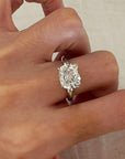 Hello Kitty lab cut diamond ring - Yellow gold