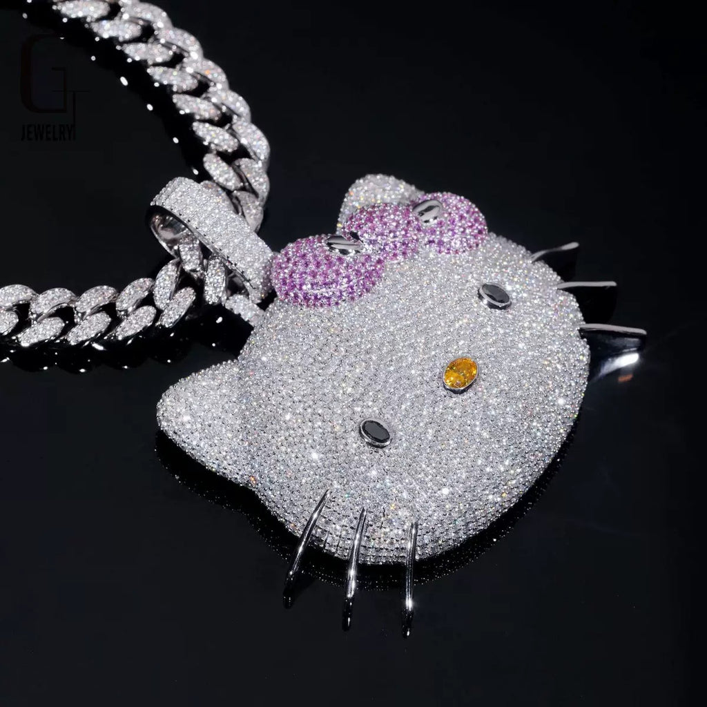 Back in the Fab Lane. Kimora Lee Simmons Sanrio hello kitty diamond necklace 