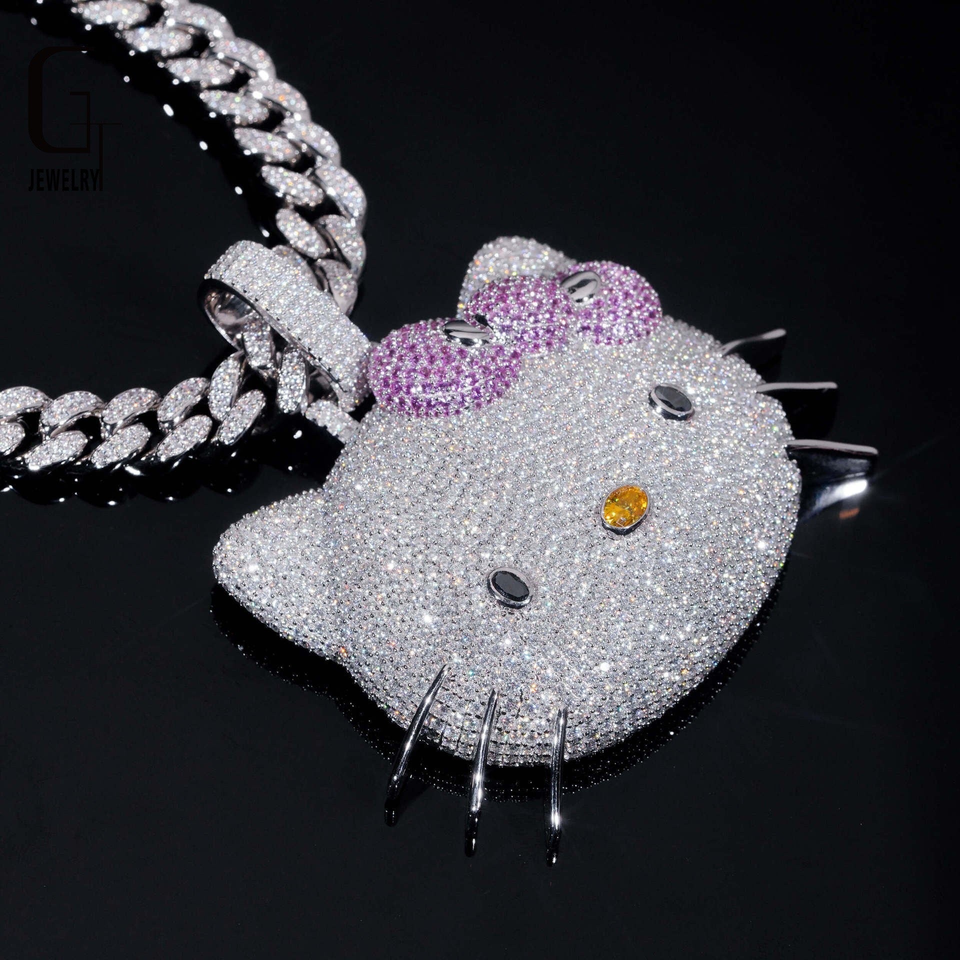 Back in the Fab Lane. Kimora Lee Simmons Sanrio hello kitty diamond necklace 