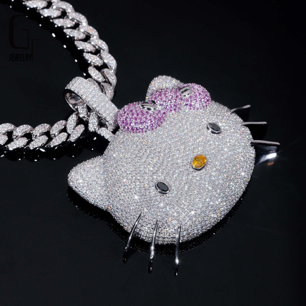 Back in the Fab Lane. Kimora Lee Simmons Sanrio hello kitty diamond necklace 
