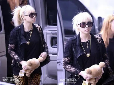 ambush hello kitty pow necklace sanrio kanye west CL 2NE1