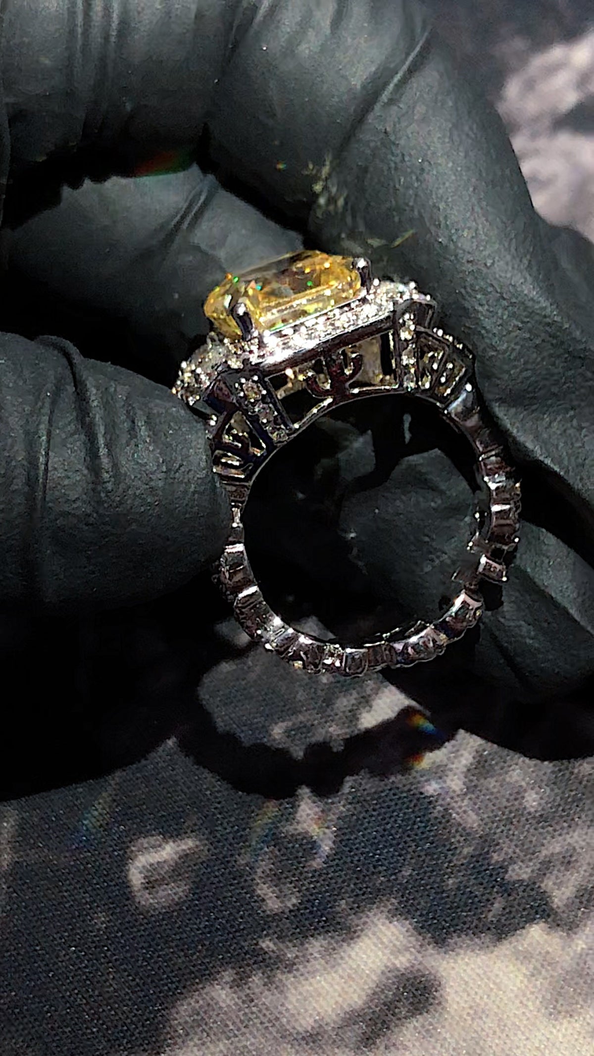 travis scott cactus jack ring free shipping worldwide diamond canary vvs win