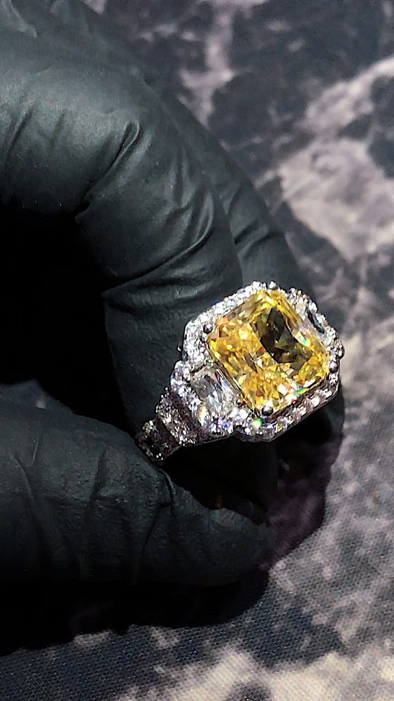 travis scott cactus jack ring free shipping worldwide diamond canary vvs win