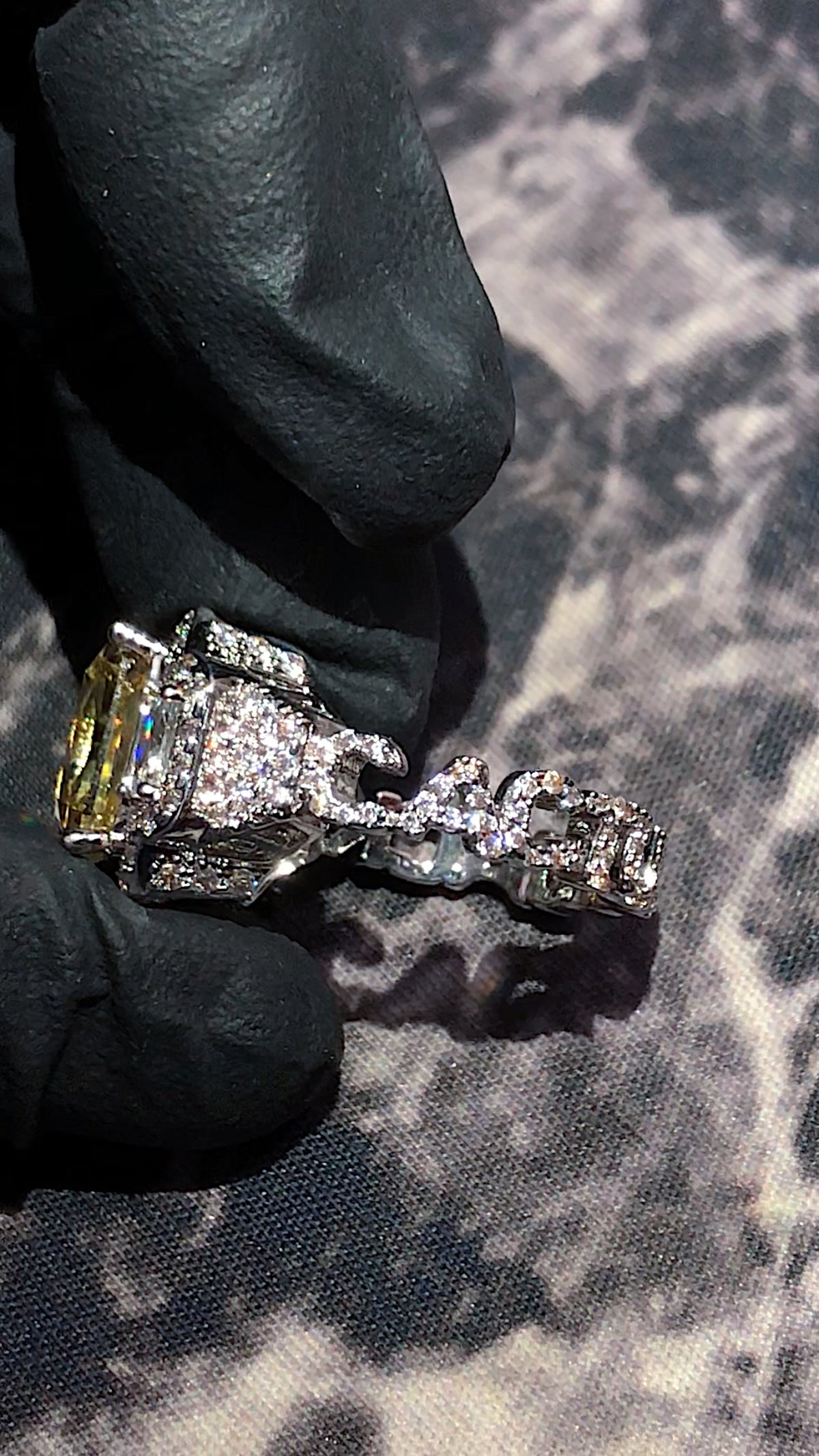 travis scott cactus jack ring free shipping worldwide diamond canary vvs win