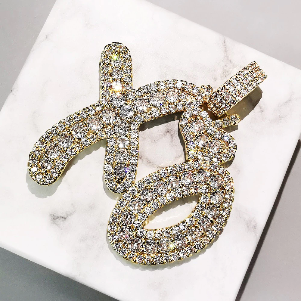 XO 14k Yellow Gold Pendant Necklace in White Diamond | Kendra Scott