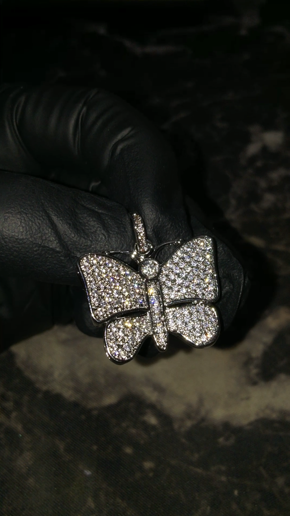 playboi carti butterfly pendant necklace chain vvs diamond ifandco uzi