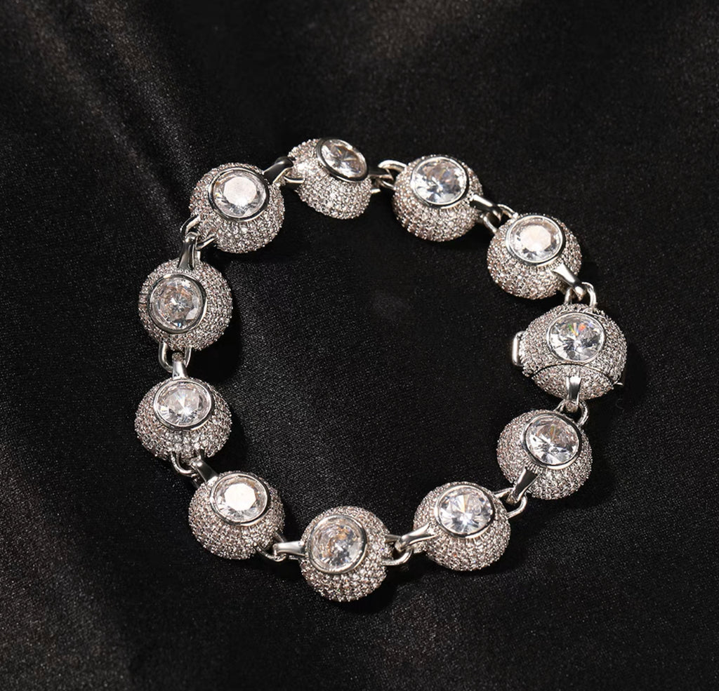 frank diamond ring sphere Ocean legs pendant necklace chain Drake