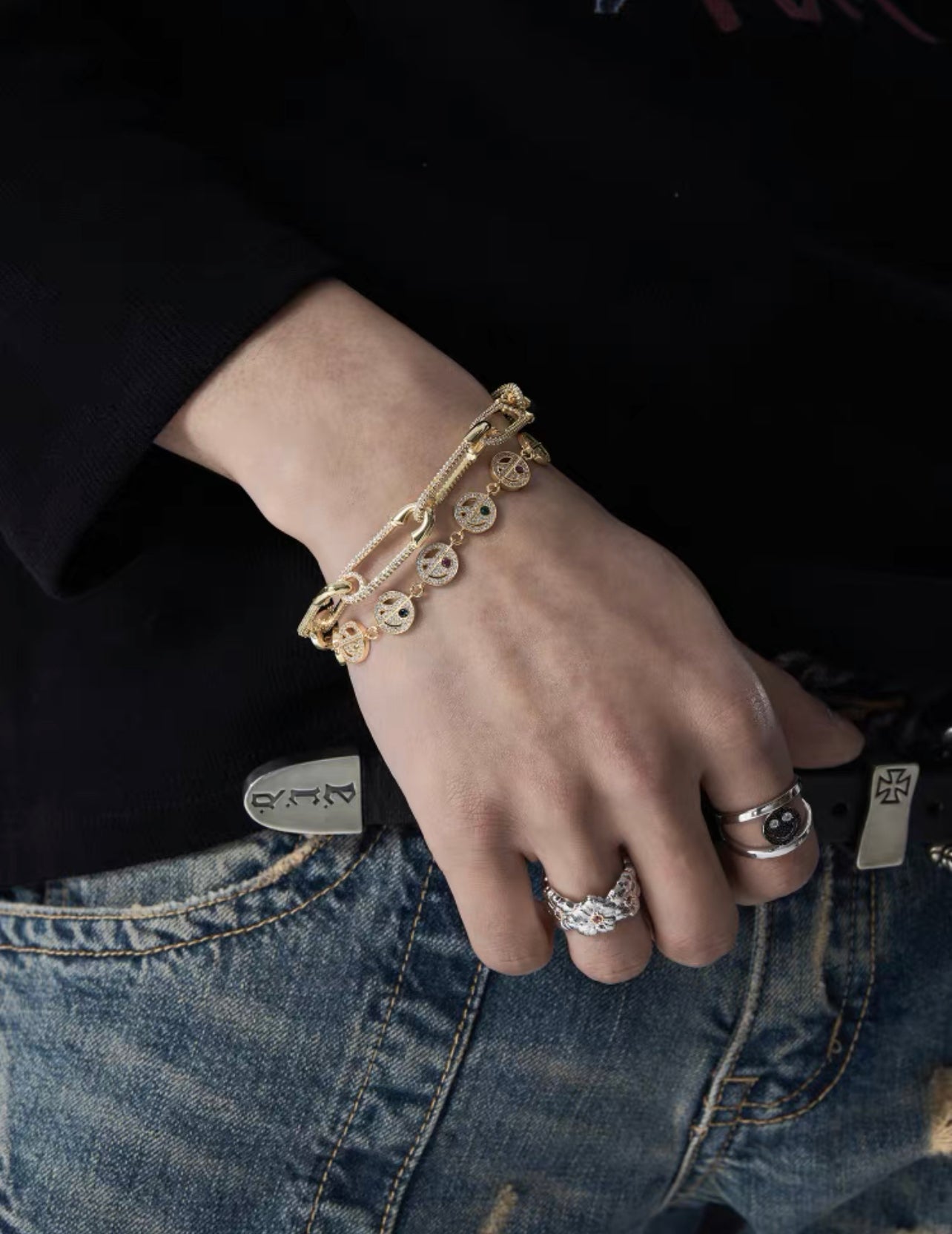 Peaceminusone Split half peace half smiling face eyefunny bracelet