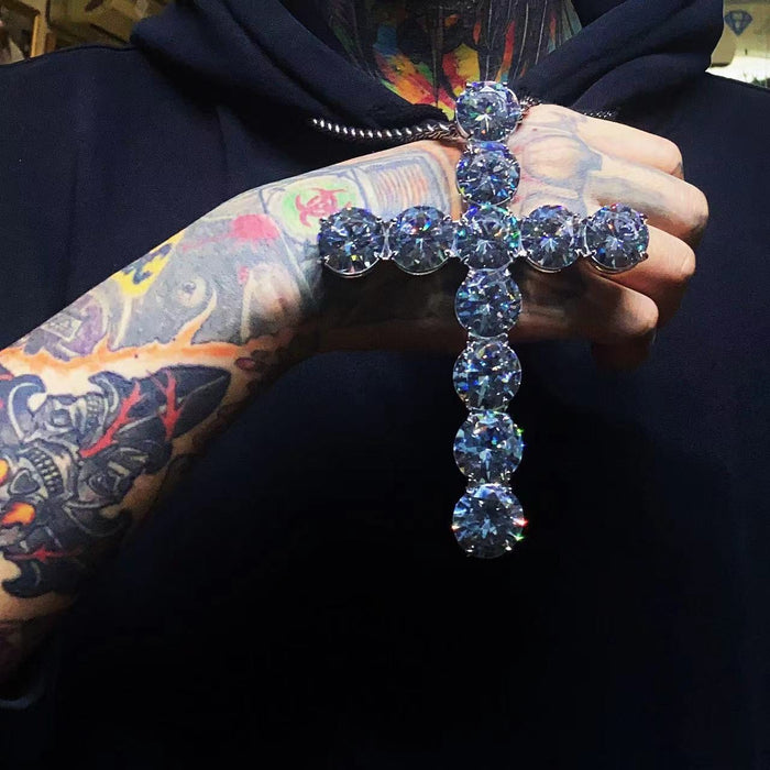 rapper Asen mega benny cross diamond 25 carats necklace chain tiktok travis scott migos takeoff