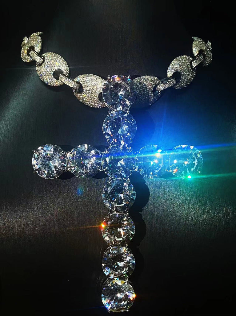 rapper Asen mega benny cross diamond 25 carats necklace chain tiktok travis scott migos takeoff