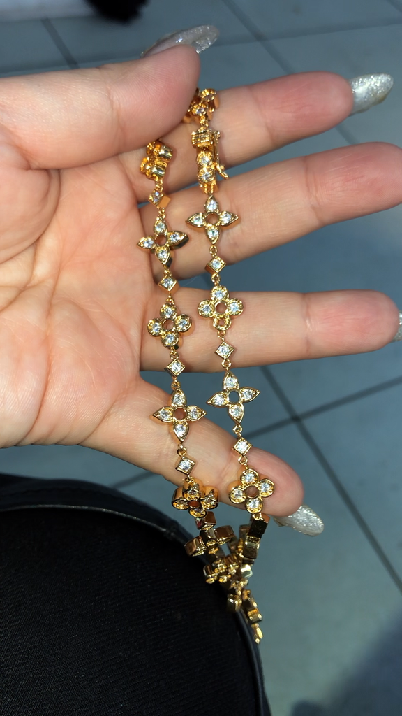 louis vuitton virgil abloh monogram necklace chain diamond clover cuban links 