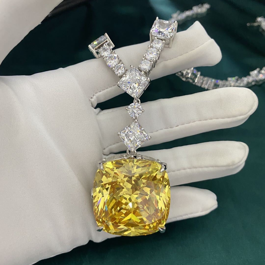 Beyoncé's Tiffany &amp; Co diamond necklace is worth $30 million harpersbazaar.com tiffany yellow diamond necklace beyonce' from The 128-carat yellow diamond was worn by Hepburn during the Breakfast At Tiffany's press tour in 1961, and was seen again on Lady Gaga