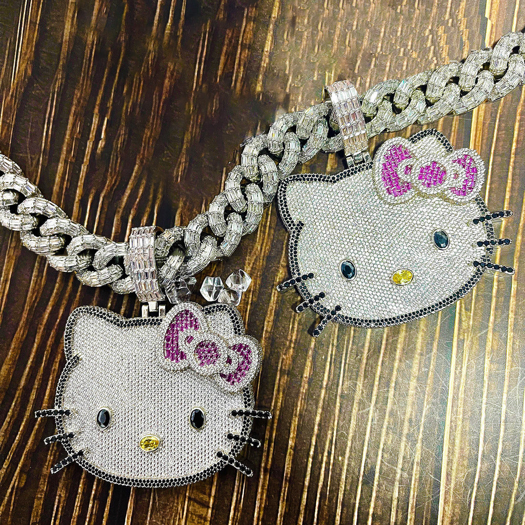 Hello Kitty Fine Silver-Tone Hello Kitty Crystal Pendant with Chain -  Walmart.com