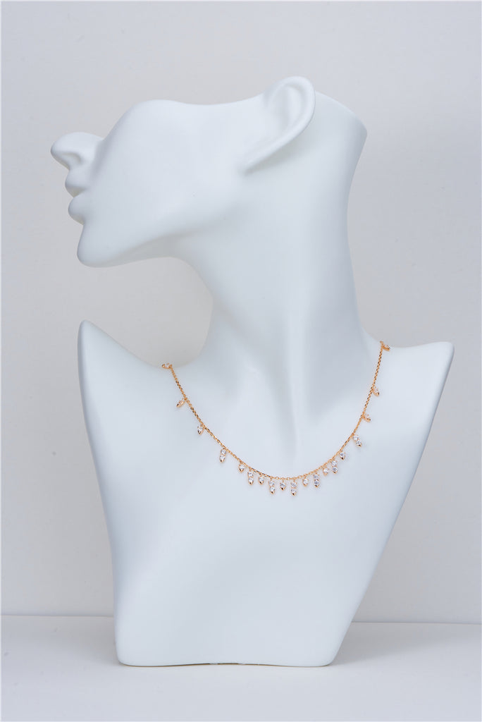 Kylie Jenner Tiffany diamonds dangling choker chain necklace