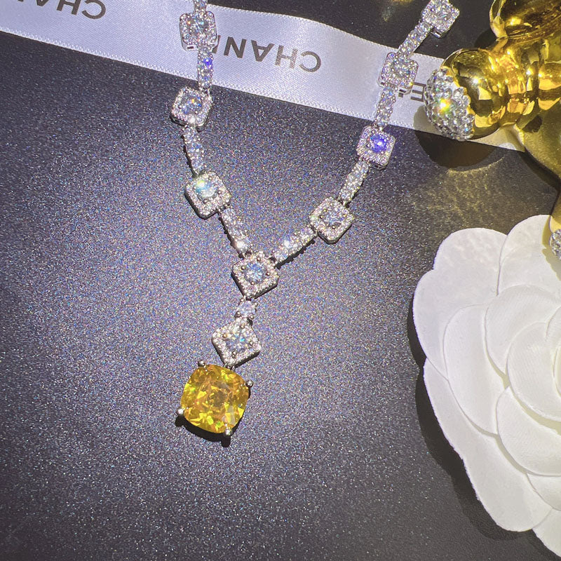 Beyoncé's Tiffany & Co diamond necklace is worth $30 million harpersbazaar.com tiffany yellow diamond necklace beyonce' from The 128-carat yellow diamond was worn by Hepburn during the Breakfast At Tiffany's press tour in 1961, and was seen again on Lady Gaga 