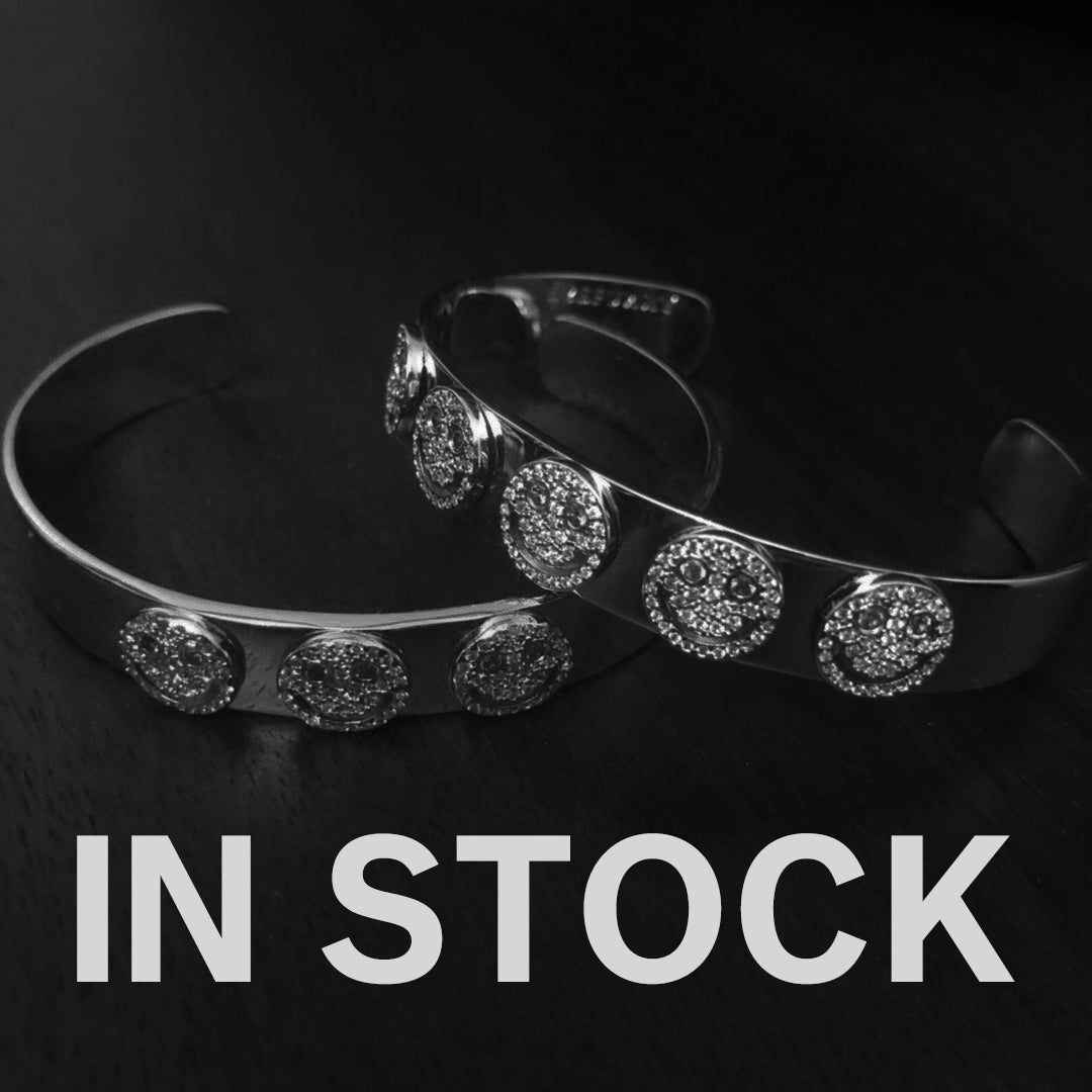 EYEFUNNY smile s bnagle wide smiling face bangle bracelet smiley diamond vvs アイファニー POGGY KIM JONES VIRGIL JBALVIN