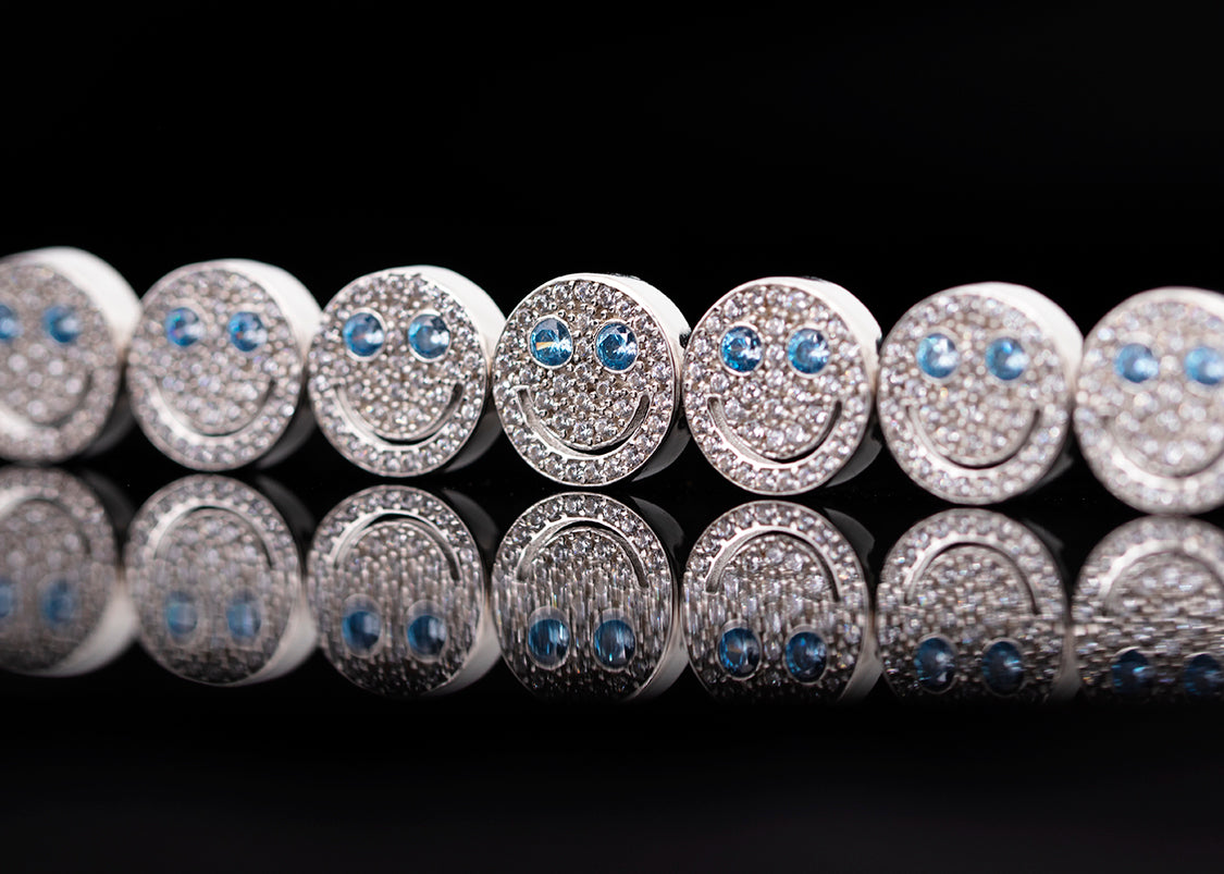 EYEFUNNY smiling face bangle bracelet smiley diamond vvs アイファニー POGGY KIM JONES VIRGIL JBALVIN