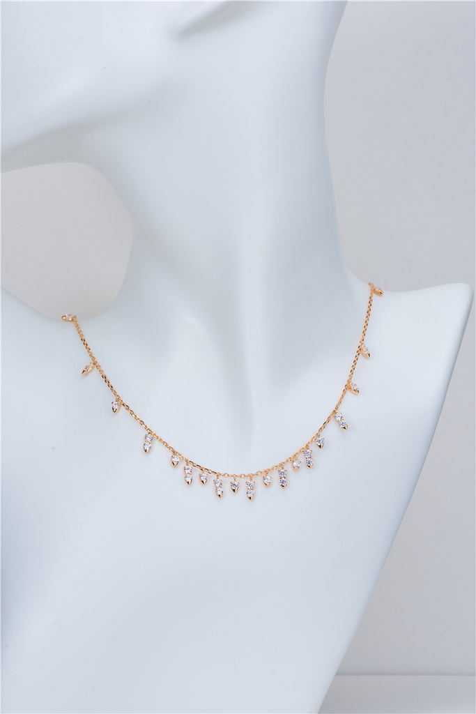 Kylie Jenner Tiffany diamonds dangling choker chain necklace