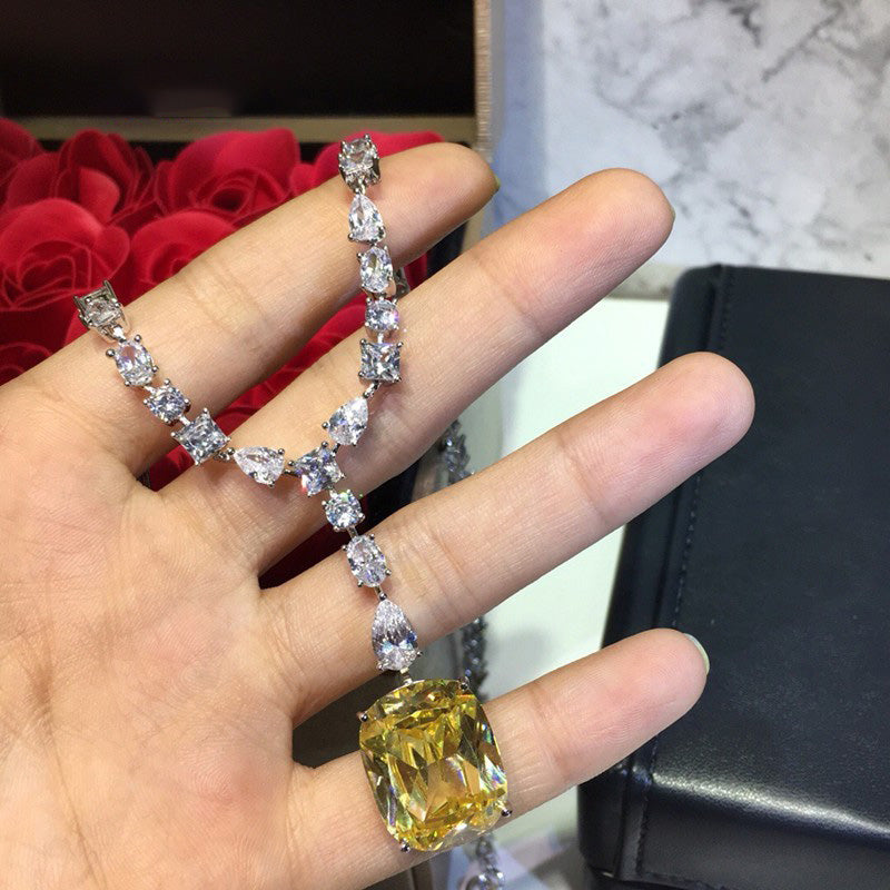 Beyoncé's Tiffany &amp; Co diamond necklace is worth $30 million harpersbazaar.com tiffany yellow diamond necklace beyonce' from The 128-carat yellow diamond was worn by Hepburn during the Breakfast At Tiffany's press tour in 1961, and was seen again on Lady Gaga