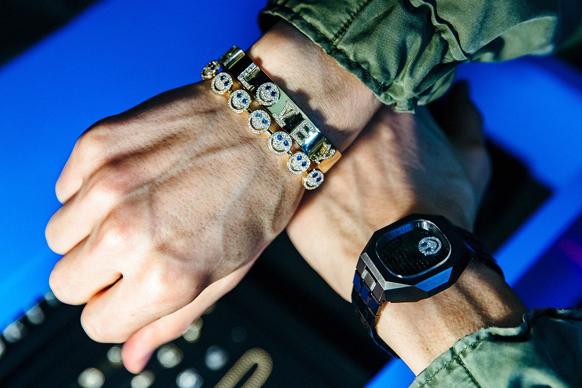 EYEFUNNY smiling face bangle bracelet smiley diamond vvs アイファニー POGGY KIM JONES VIRGIL JBALVIN