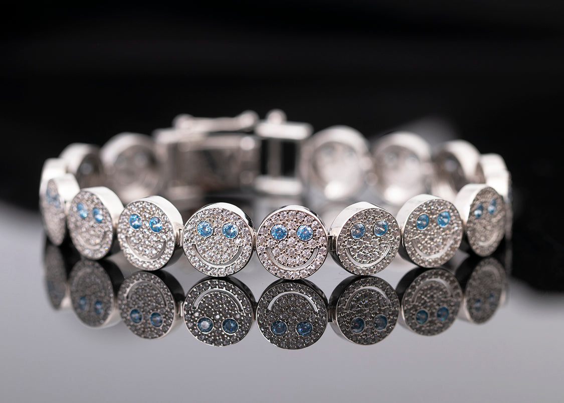 EYEFUNNY smiling face bangle bracelet smiley diamond vvs アイファニー POGGY KIM JONES VIRGIL JBALVIN