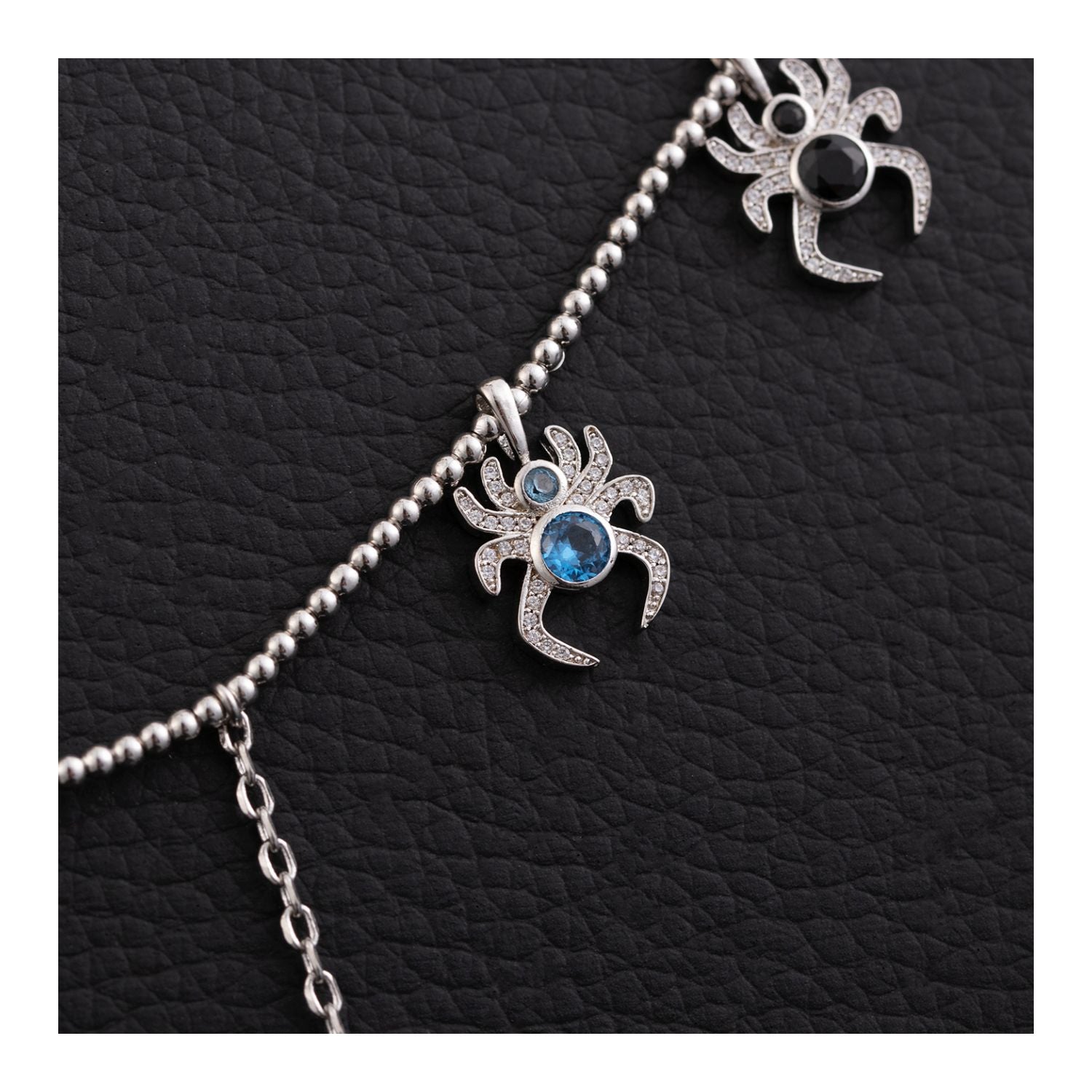 Farfetch Eyefunny diamond spider pendant choker necklace