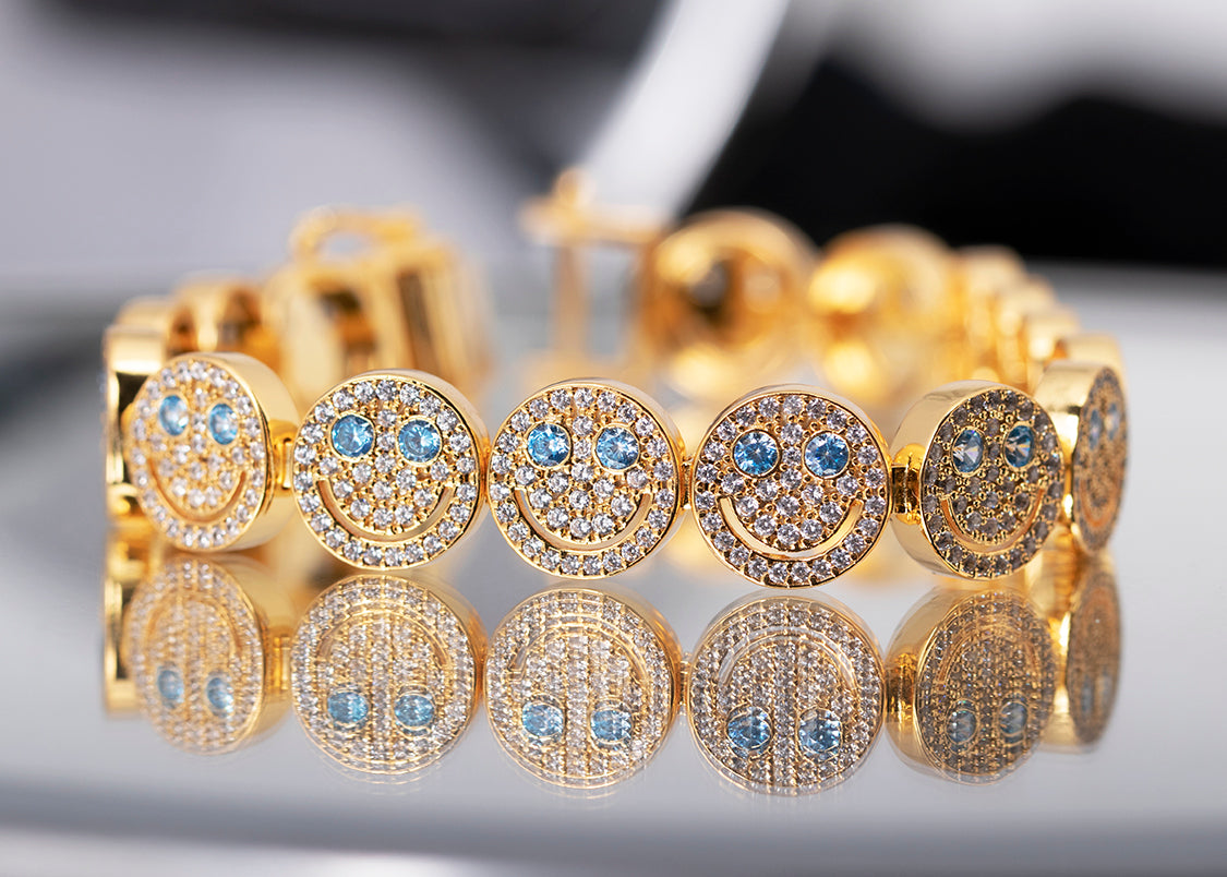 EYEFUNNY smiling face bangle bracelet smiley diamond vvs アイファニー POGGY KIM JONES VIRGIL JBALVIN