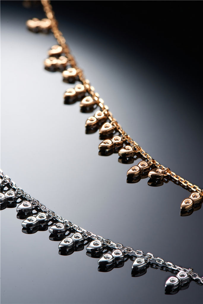 Kylie Jenner Tiffany diamonds dangling choker chain necklace