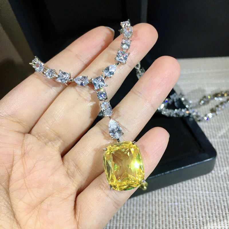 Beyoncé's Tiffany &amp; Co diamond necklace is worth $30 million harpersbazaar.com tiffany yellow diamond necklace beyonce' from The 128-carat yellow diamond was worn by Hepburn during the Breakfast At Tiffany's press tour in 1961, and was seen again on Lady Gaga