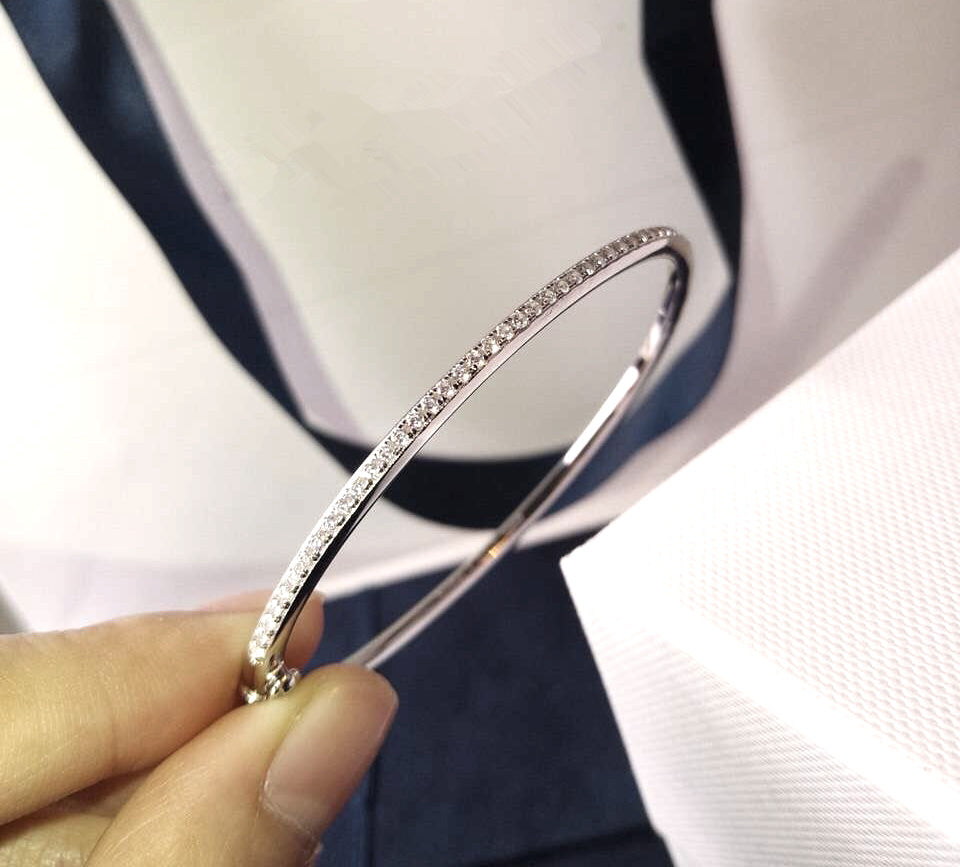 micro pave diamond bangle ifandco vvs kylie jenner travis scott